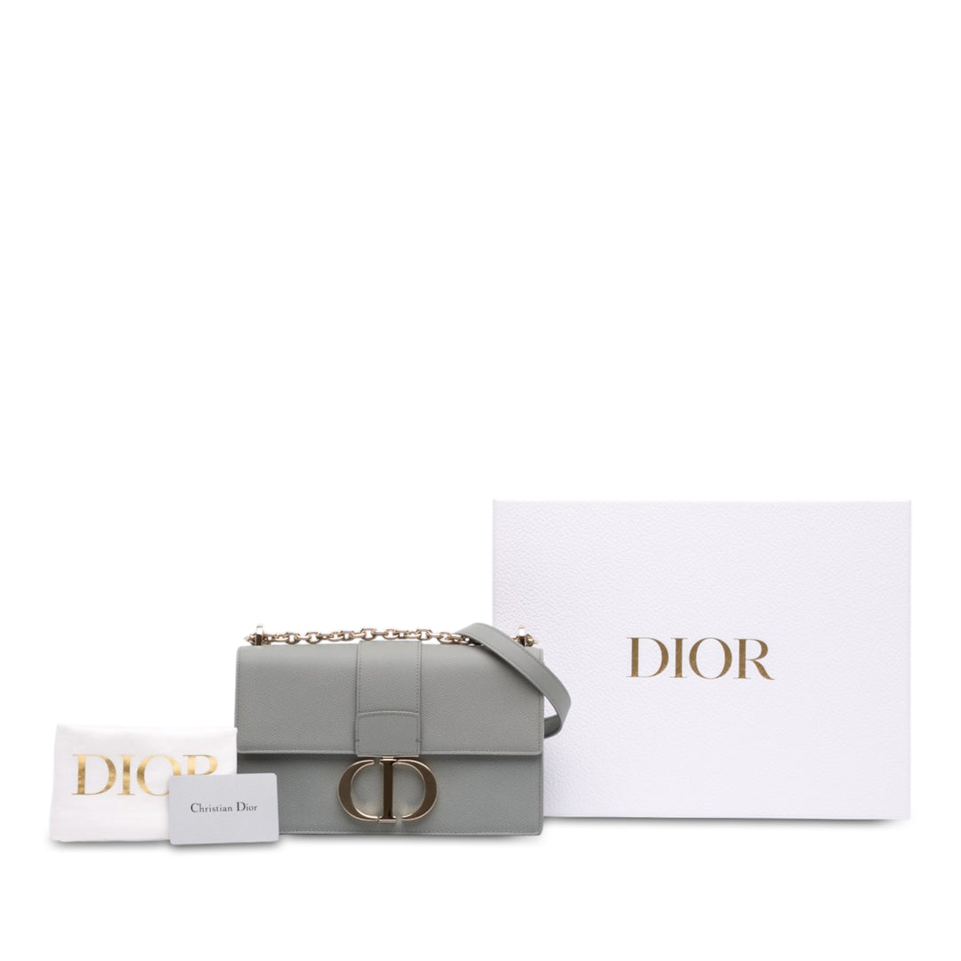 Dior grainé 30 Montaigne Chaîne à rabat Cuir de veau grainé Gris – vue 7 – GABY PARIS
