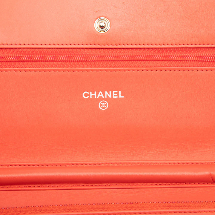 Chanel CC Cuir verni Wallet on Chain
