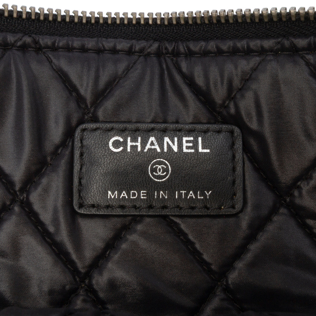 Chanel Large Quilted Cuir d’agneau Double Stitch O Étui Pochette Noir