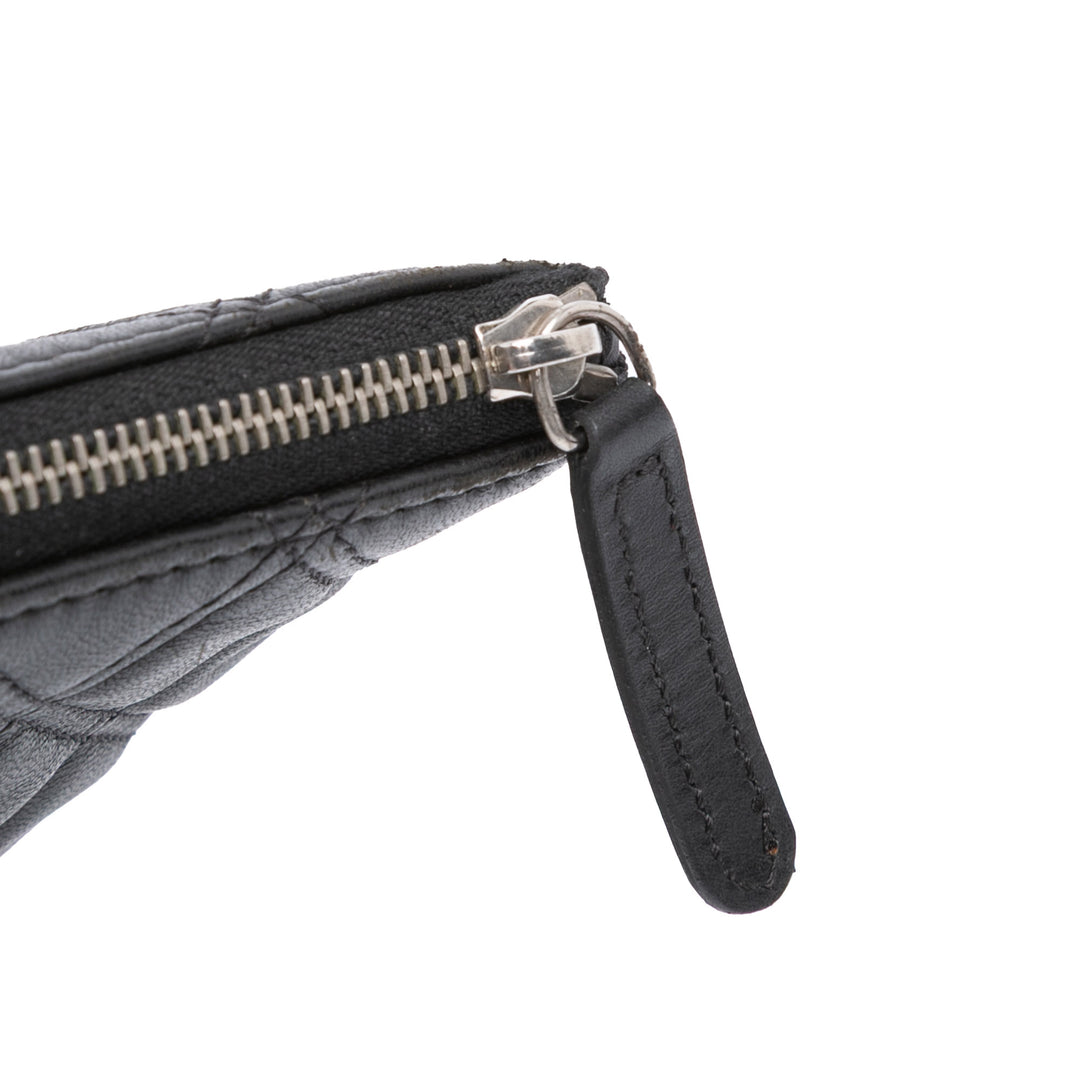 Chanel Large Quilted Cuir d’agneau Double Stitch O Étui Pochette Noir