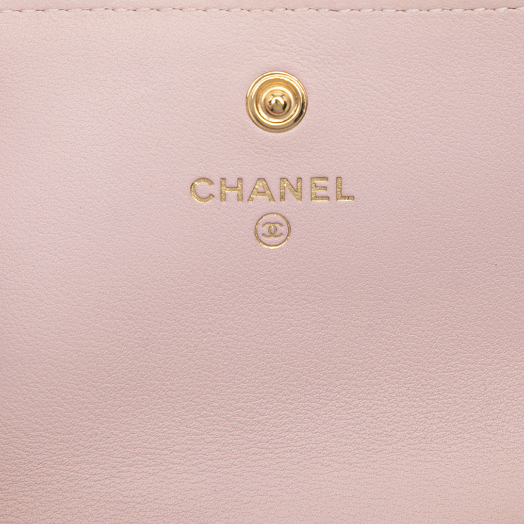 Chanel Matelassé Cuir d’agneau About Perles Card Holder On Chain
