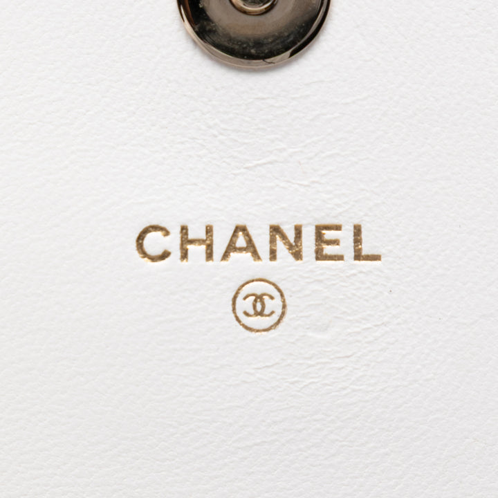 Chanel Matelassé Cuir d’agneau Book Wallet on Chain