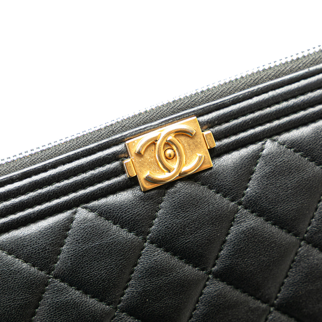 Medium Quilted Caviar Boy O Case Clutch Black - Gaby Paris