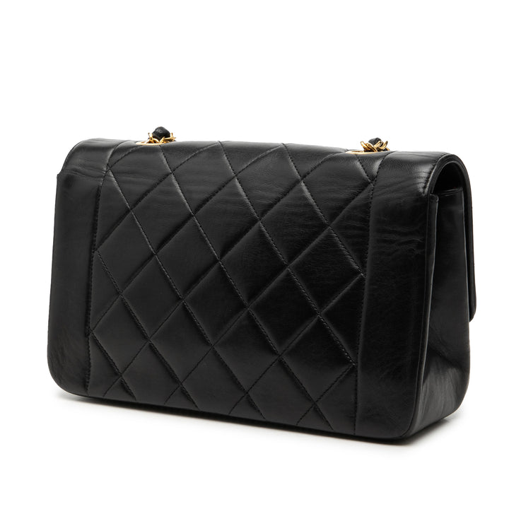 Chanel Small Cuir d’agneau Diana à rabat