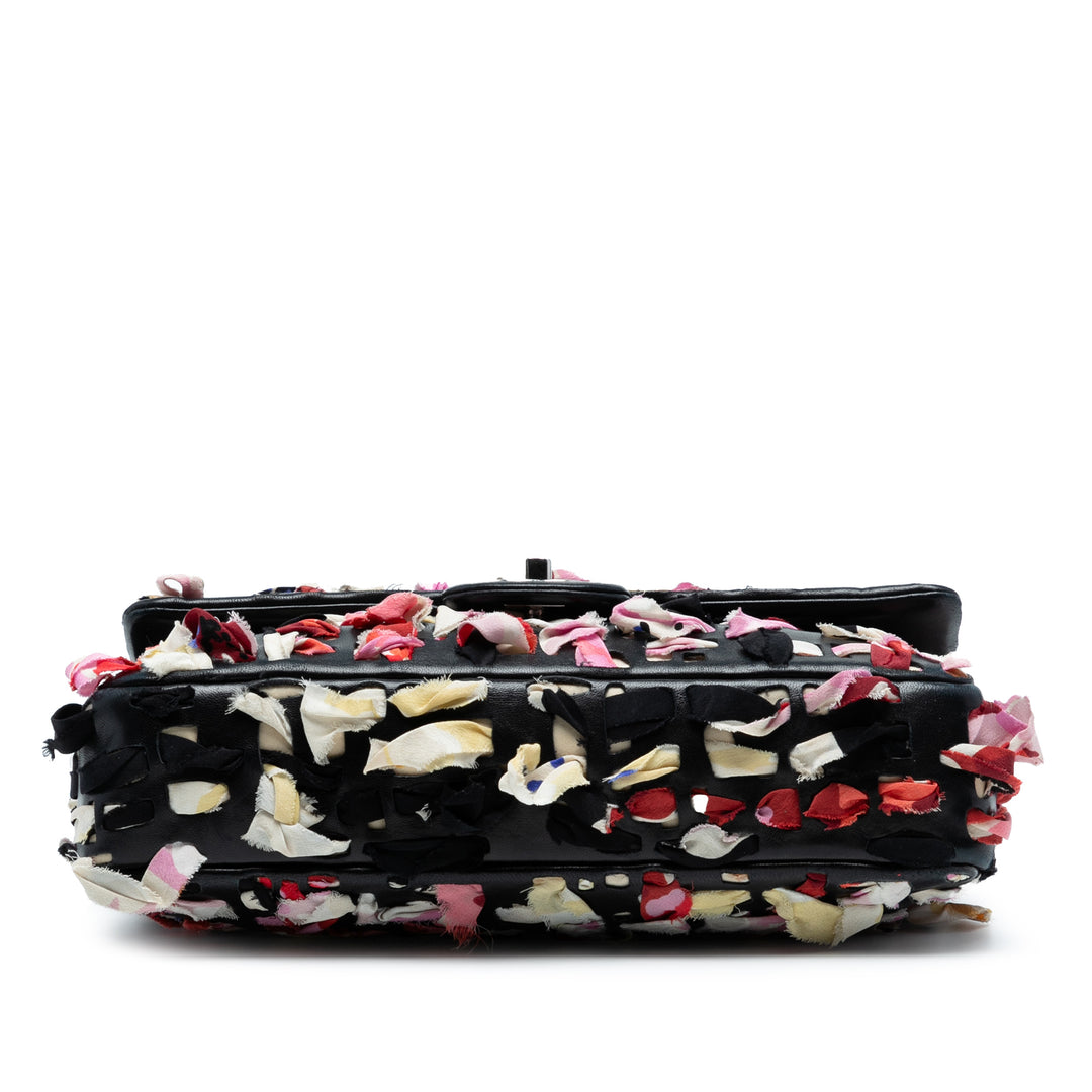 Chanel Medium Classic Cuir d’agneau and Soie Ribbon Simple rabat Noir