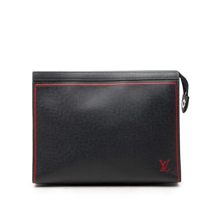 Louis Vuitton Taiga Pochette Voyage MM Bleu – vue principale – GABY PARIS