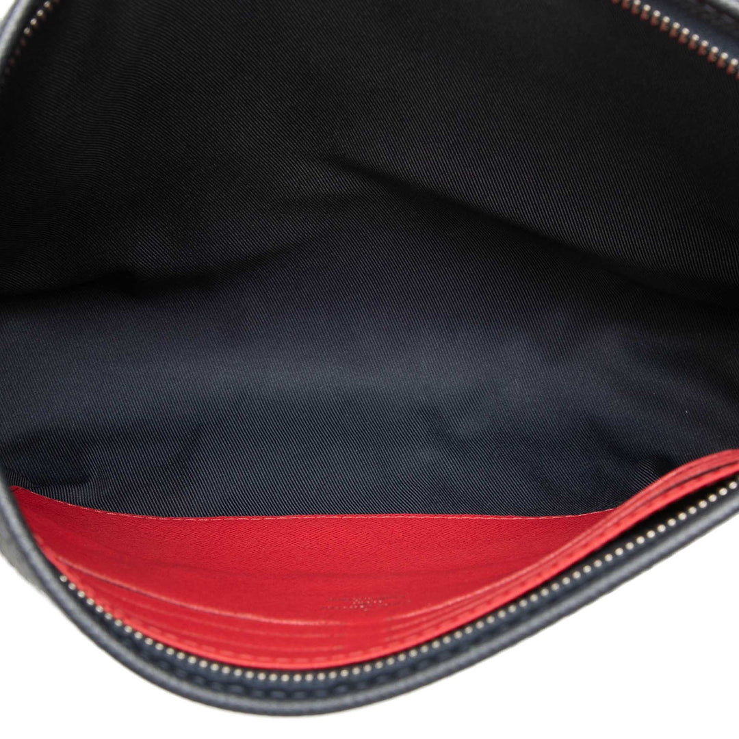 Louis Vuitton Taiga Pochette Voyage MM Bleu – vue 4 – GABY PARIS