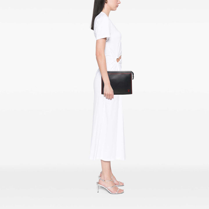 Louis Vuitton Taiga Pochette Voyage MM Bleu – vue 6 – GABY PARIS