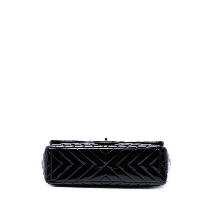 Chanel Sac porté épaule Classic Chevron Double rabat Jumbo Noir – vue 3 – GABY PARIS