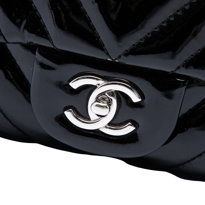 Chanel Sac porté épaule Classic Chevron Double rabat Jumbo Noir – vue 5 – GABY PARIS