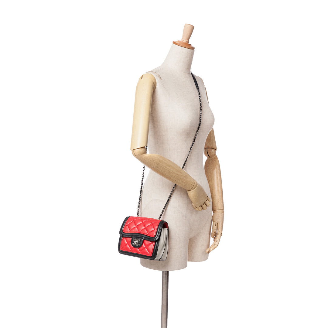 Chanel Carré Graphic à rabat Sac Mini Cuir d'agneau
