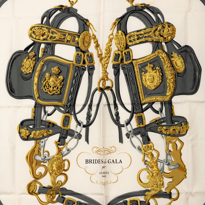 Hermès Brides de Gala Soie Foulard – GABY PARIS Authentique