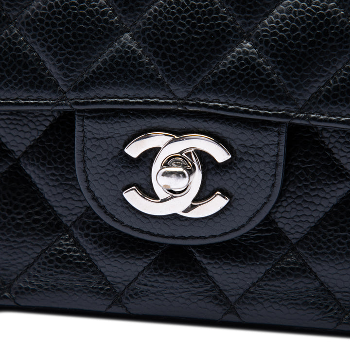 Chanel Medium Classic Caviar Double rabat