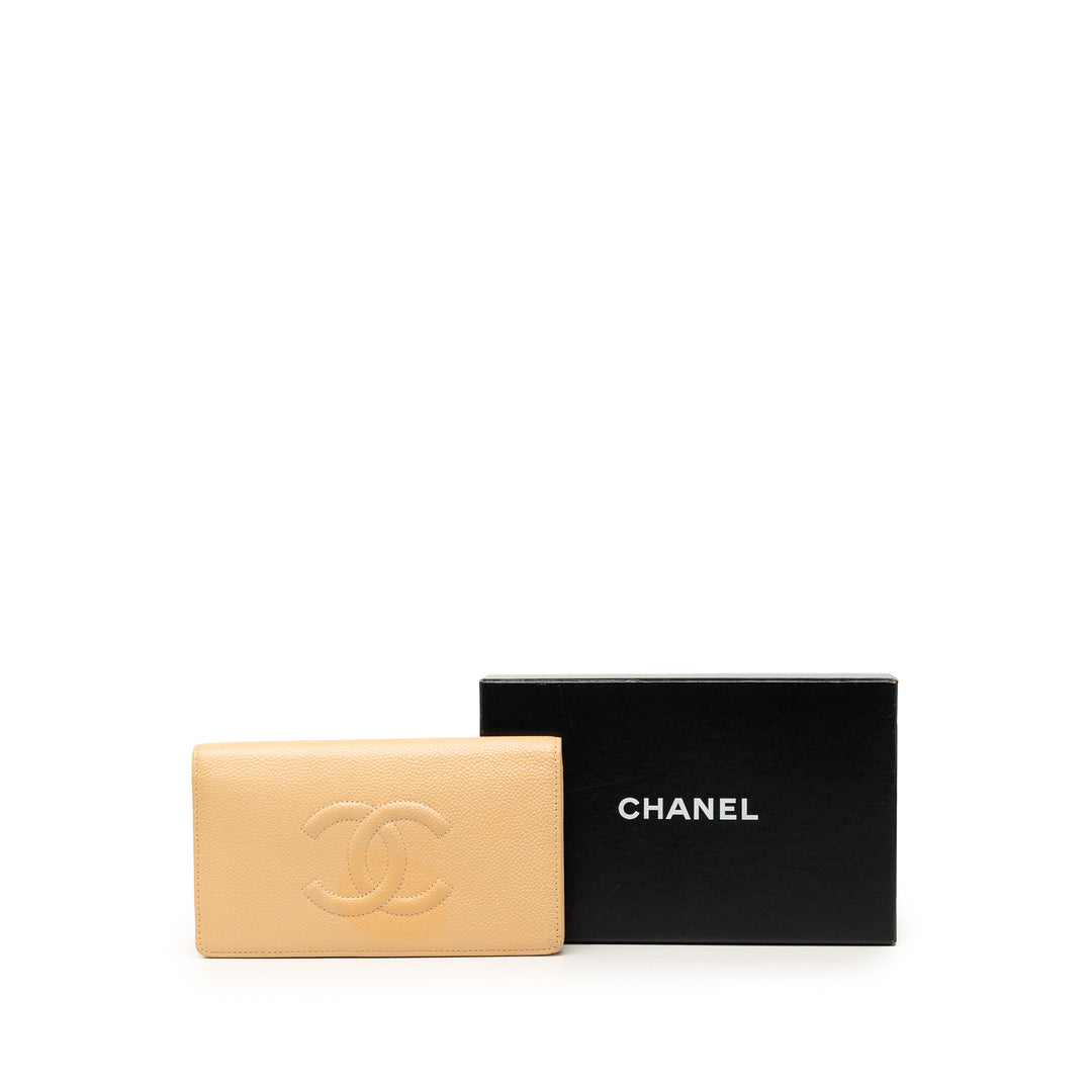 Chanel CC Caviar Bifold Portefeuille long