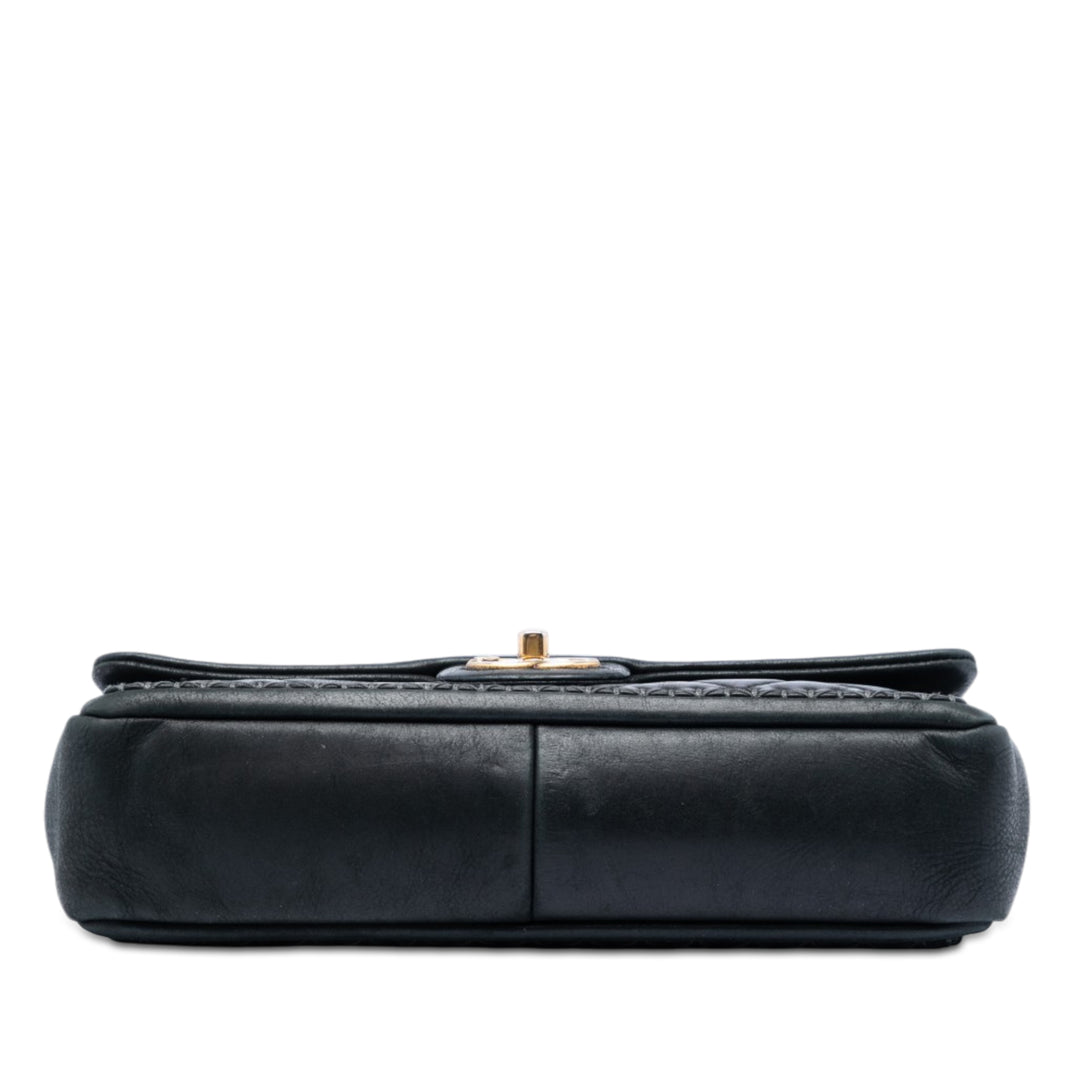 Chanel CC Matelassé Irisé Whipstitch Rabat simple Cuir de veau