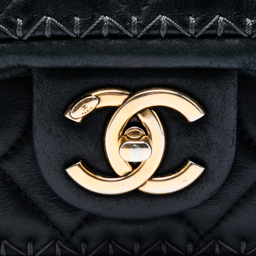 Chanel CC Matelassé Irisé Whipstitch Rabat simple Cuir de veau