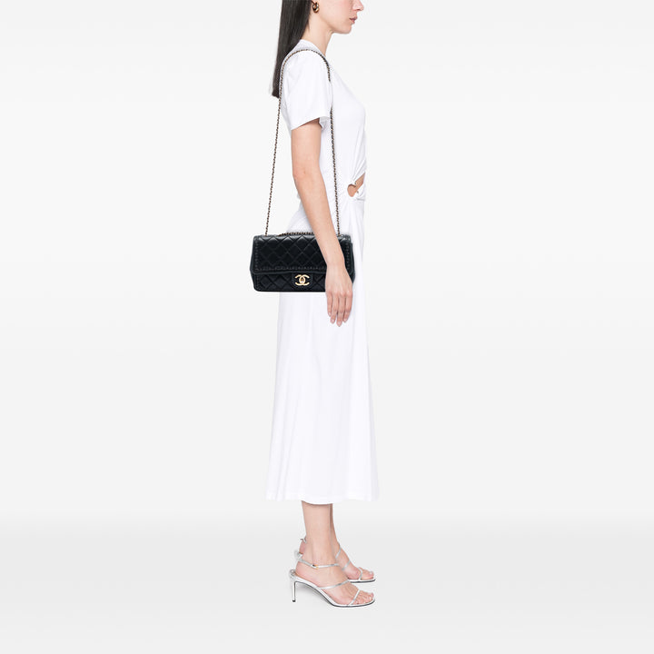 Chanel CC Matelassé Irisé Whipstitch Rabat simple Cuir de veau