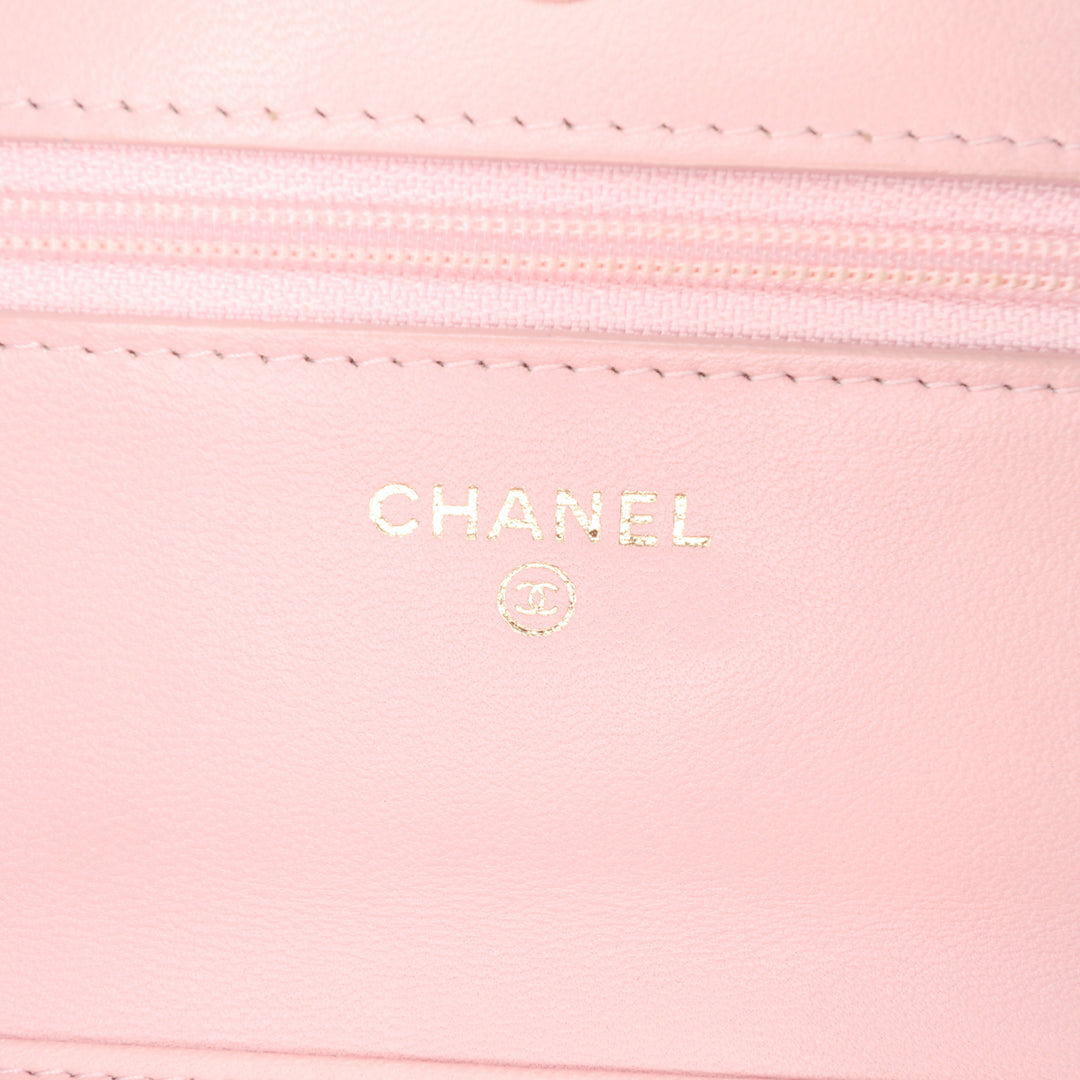 Quilted Boucle Tweed Charm Wallet On Chain Pink - Gaby Paris