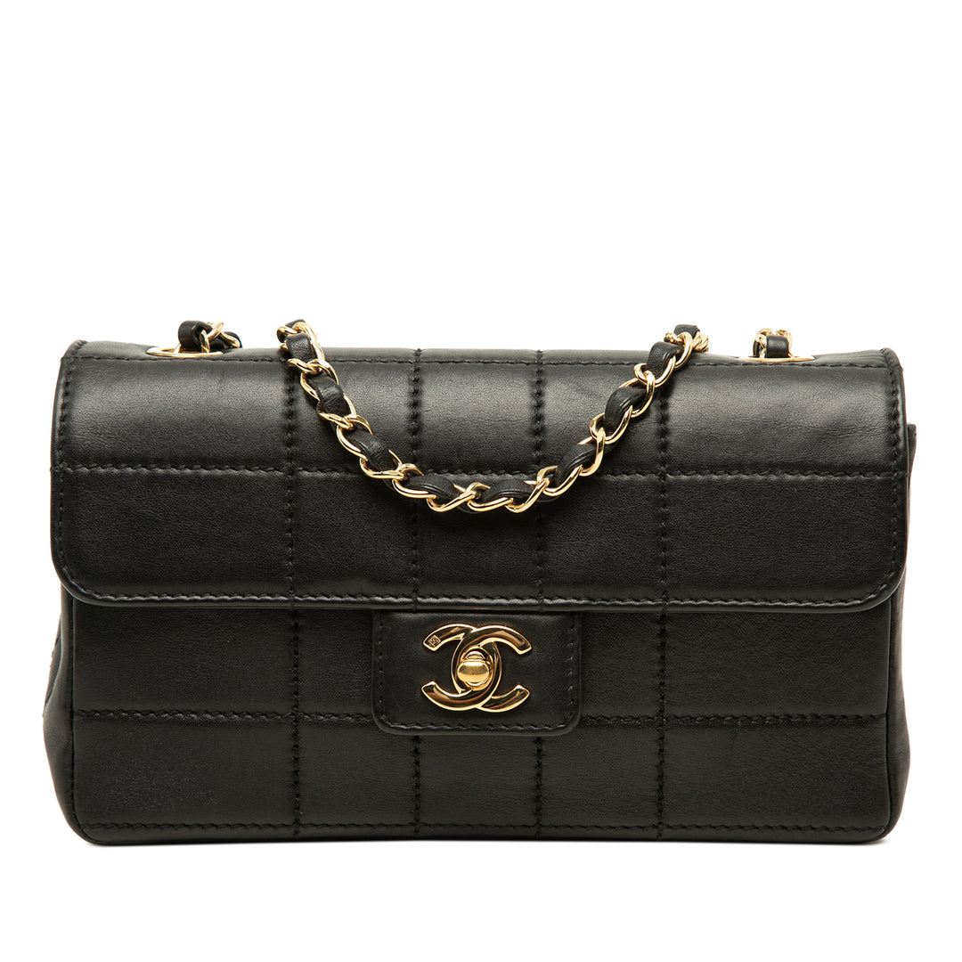 Chanel Chocolate Bar Rabat simple Cuir d'agneau Noir – vue principale – GABY PARIS