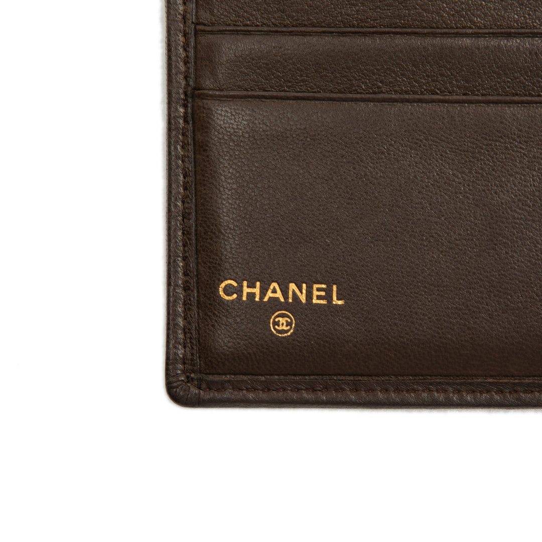 Chanel CC Double Surpiqué Cuir d’agneau Bifold Small Portefeuille
