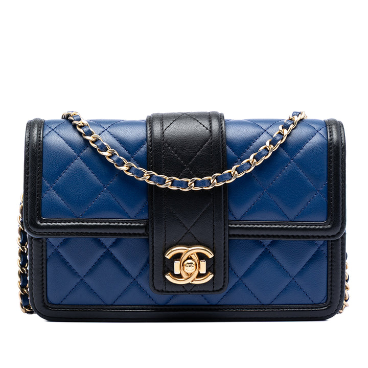 Chanel Bicolor Matelassé Cuir d’agneau Elegant CC à rabat Wallet on Chain