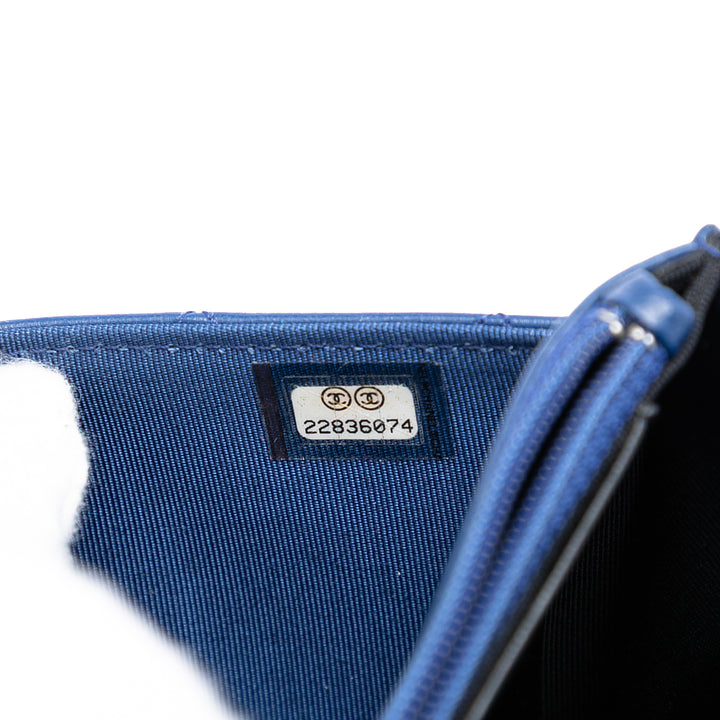Chanel Bicolor Matelassé Cuir d’agneau Elegant CC à rabat Wallet on Chain