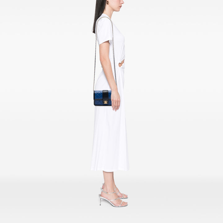 Chanel Bicolor Matelassé Cuir d’agneau Elegant CC à rabat Wallet on Chain
