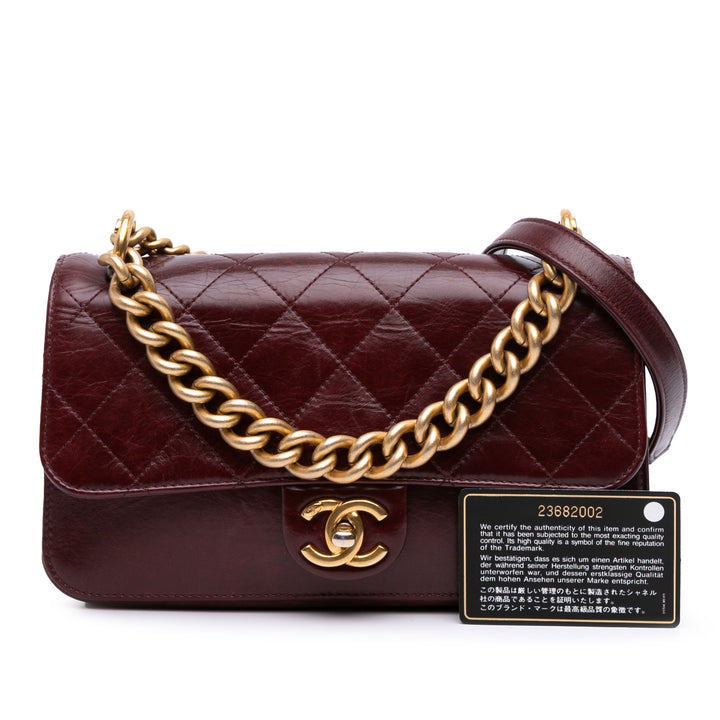 Small Aged Calfskin Straight Lined Flap Red - Gaby Paris