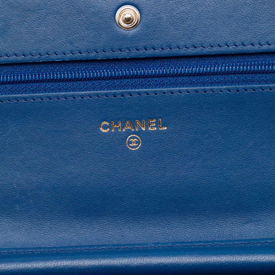 CC Matelassé Wallet on Chain Cuir d'agneau Bleu