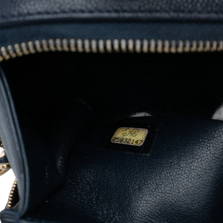 Chanel CC Filigree Vanity Petit Cuir caviar Bleu
