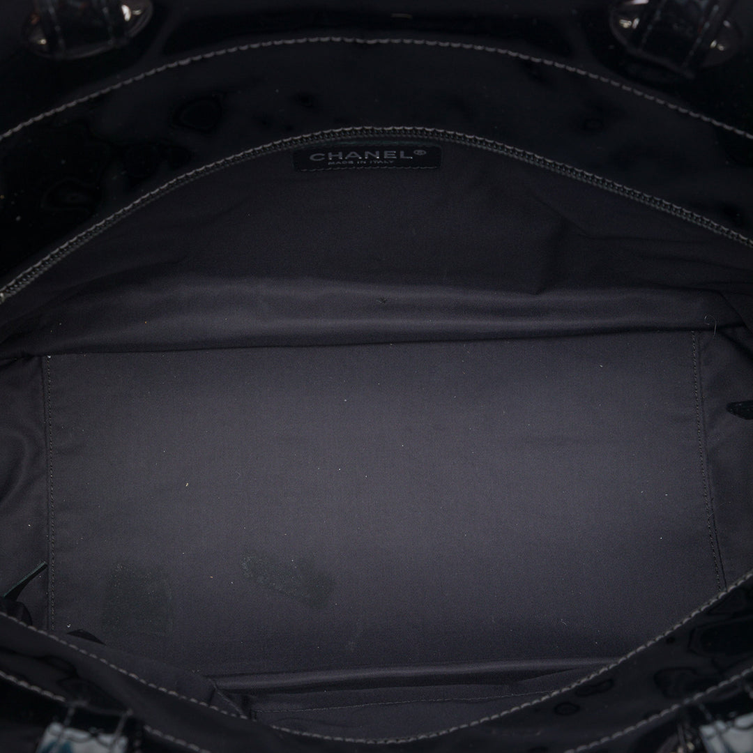 Chanel Large Matelassé Cuir verni Paris Biarritz Cabas