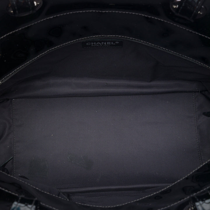 Chanel Large Matelassé Cuir verni Paris Biarritz Cabas