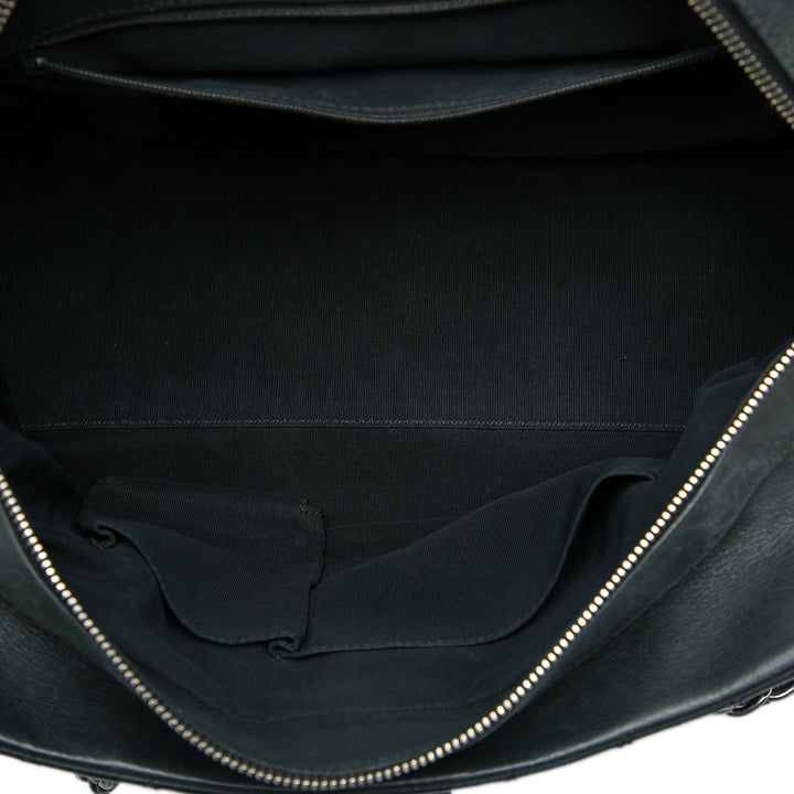 Chanel Matelassé Irisé Chic Quilt Sac bowling Cuir de veau Noir – vue 4 – GABY PARIS