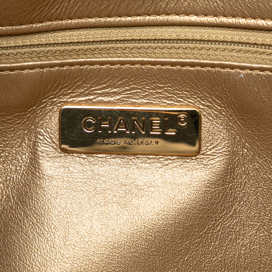 Chanel Matelassé Cuir d’agneau All About Chains Hobo