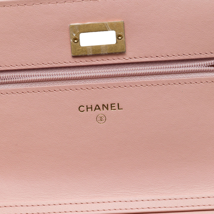 Chanel Matelassé vieilli Reissue 2.55 Wallet on Chain Cuir de veau Rose