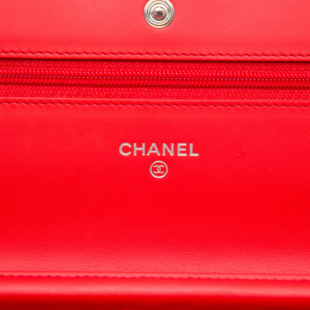 Chanel CC Striped Cuir verni Wallet on Chain