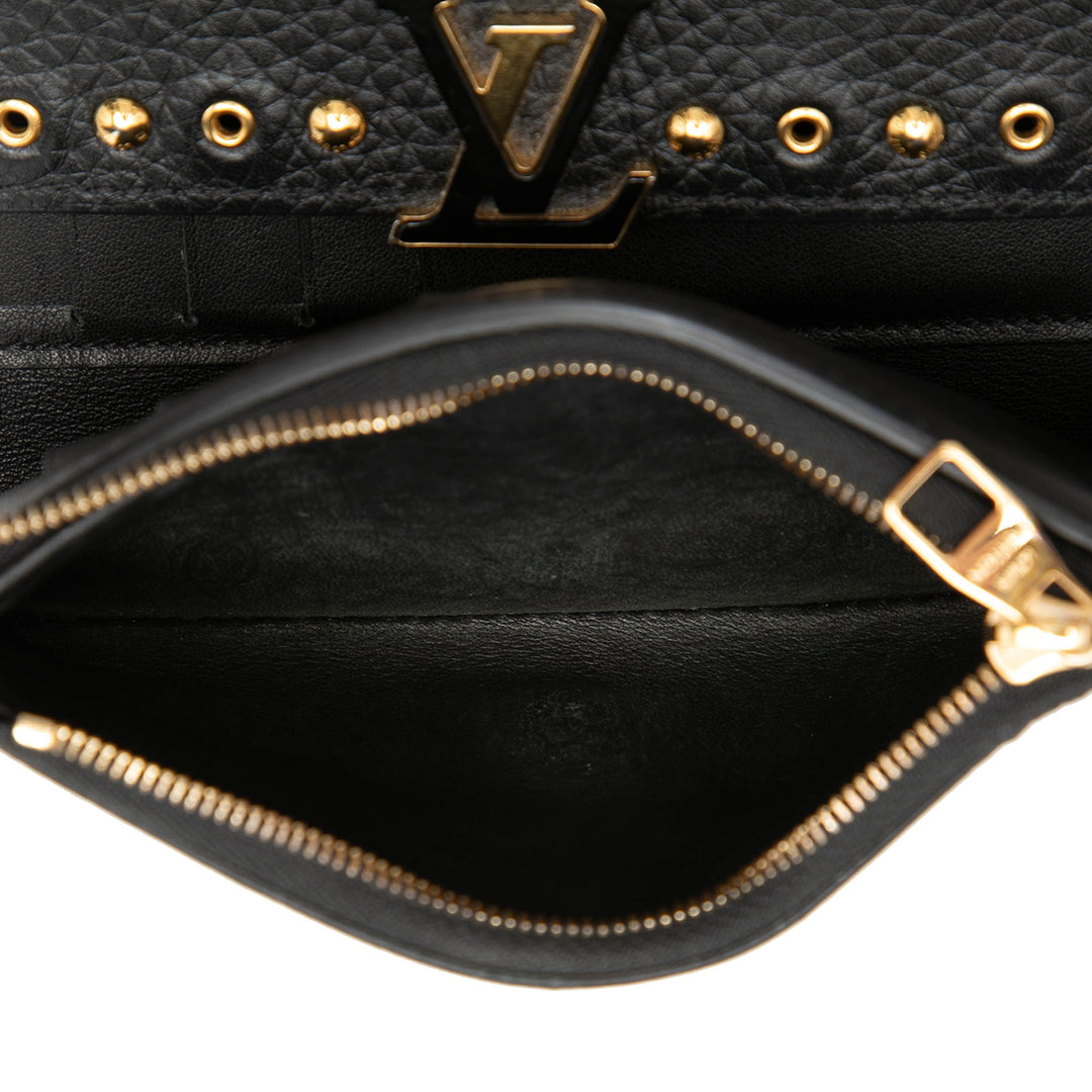 Louis Vuitton clouté Taurillon Capucines Compact Portefeuille