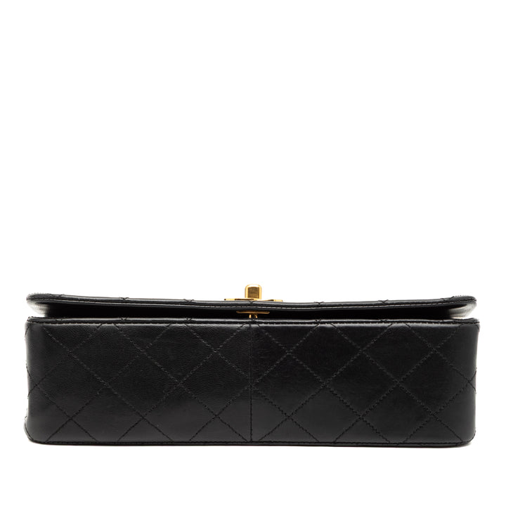 Chanel Medium Matelassé Cuir d’agneau Rabat intégral