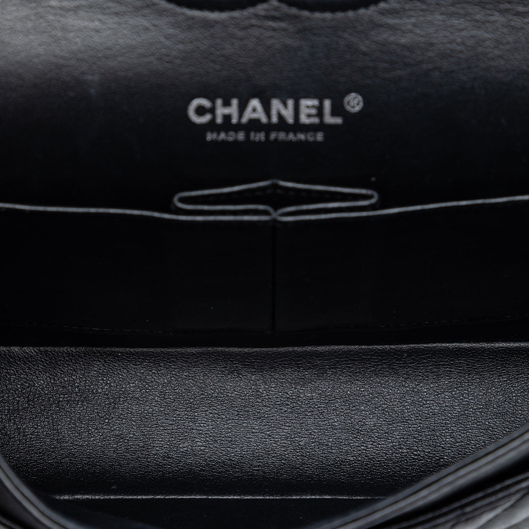 Chanel Medium Classic Chevron Cuir d’agneau So Double rabat