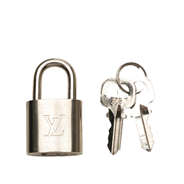 Louis Vuitton Taiga Nevski Noir