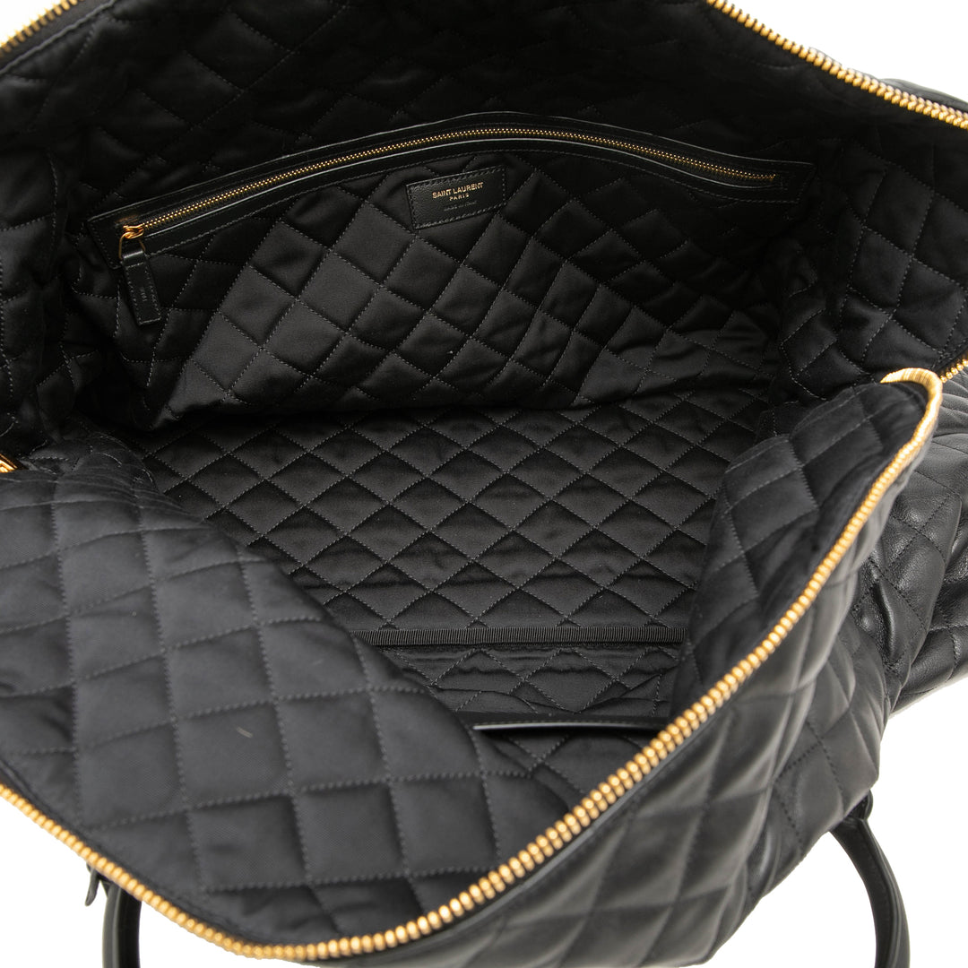 Saint Laurent Matelassé ES Giant Sac de voyage Cuir de veau Noir – vue 4 – GABY PARIS