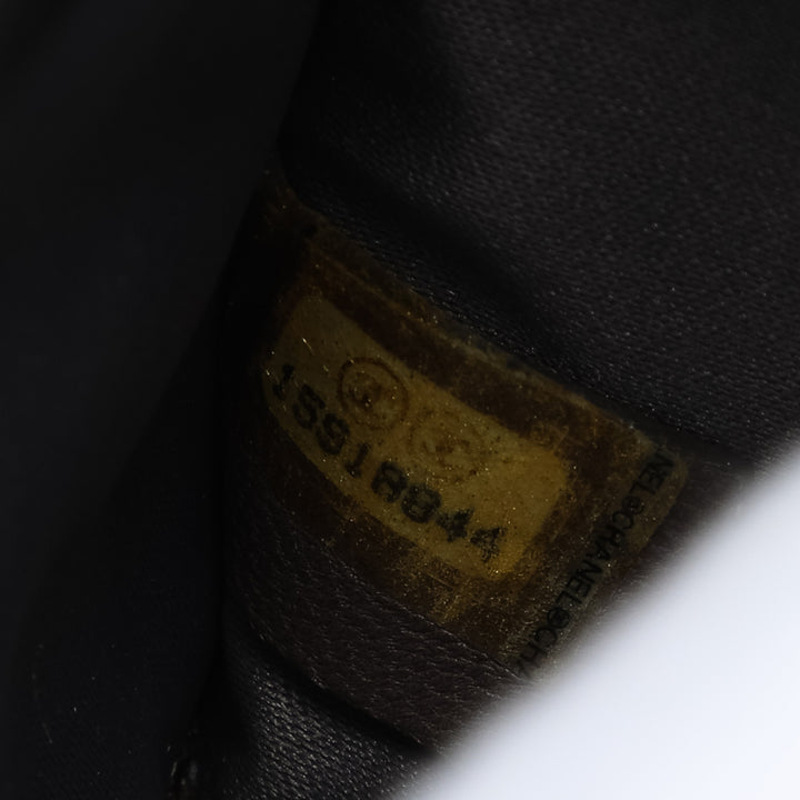 Chanel CC Cuir verni Lipstick à rabat – GABY PARIS Authentique