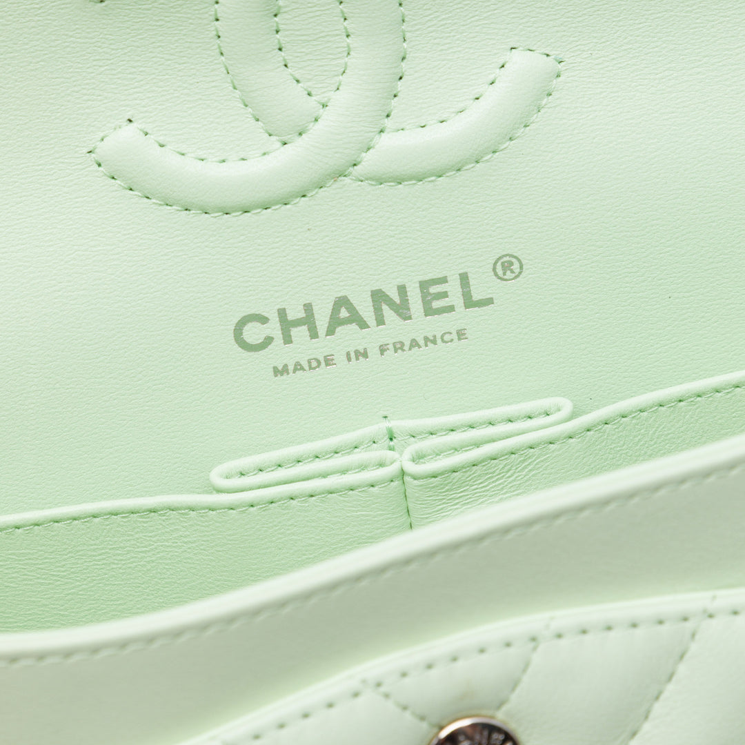 Chanel Small Classic Chevron Cuir d'agneau Double rabat