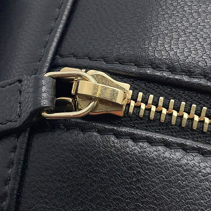 Chanel Cuir d’agneau 19 Rond Pochette avec chaîne