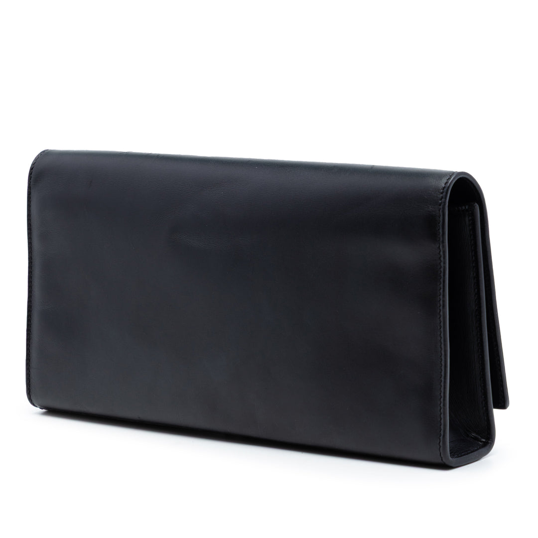 Saint Laurent Smooth Cuir de veau Cassandre Pompon Pochette