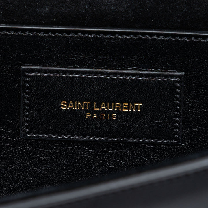 Saint Laurent Smooth Cuir de veau Cassandre Pompon Pochette