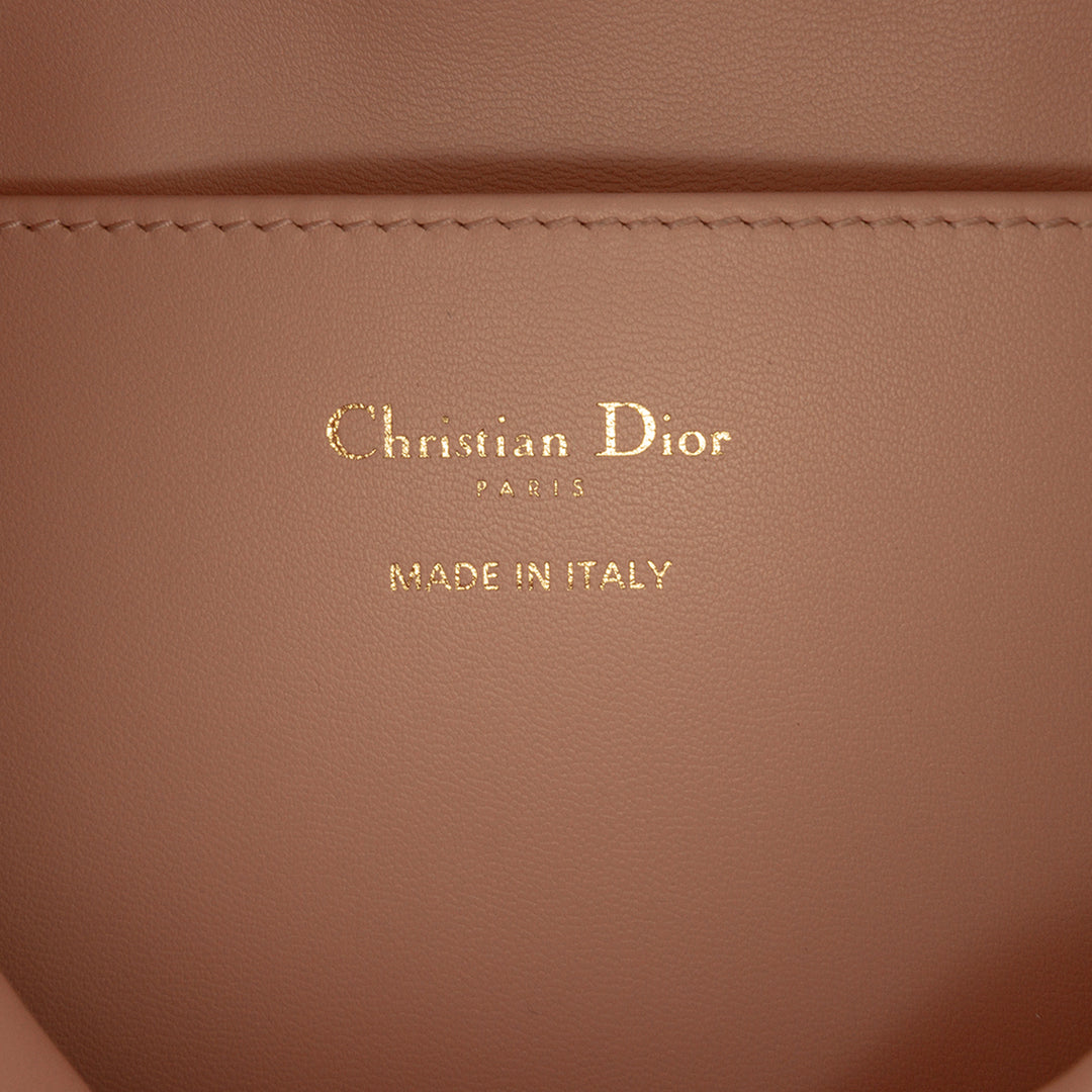 Dior Small Cuir d’agneau Macrocannage Caro Bucket Sac