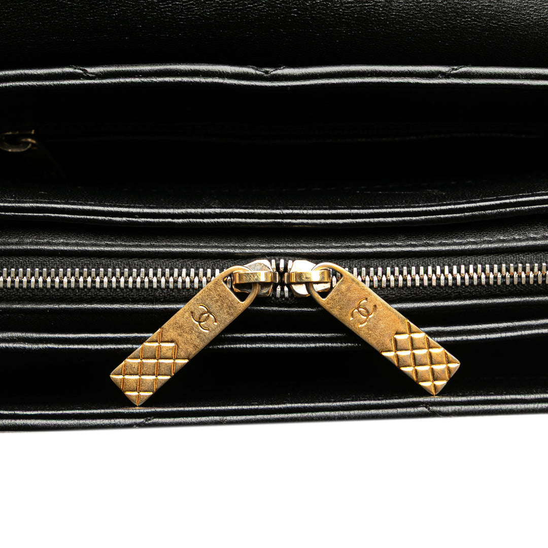 Chanel Small Chevron Cuir d’agneau Stitched Envelope Flap Noir