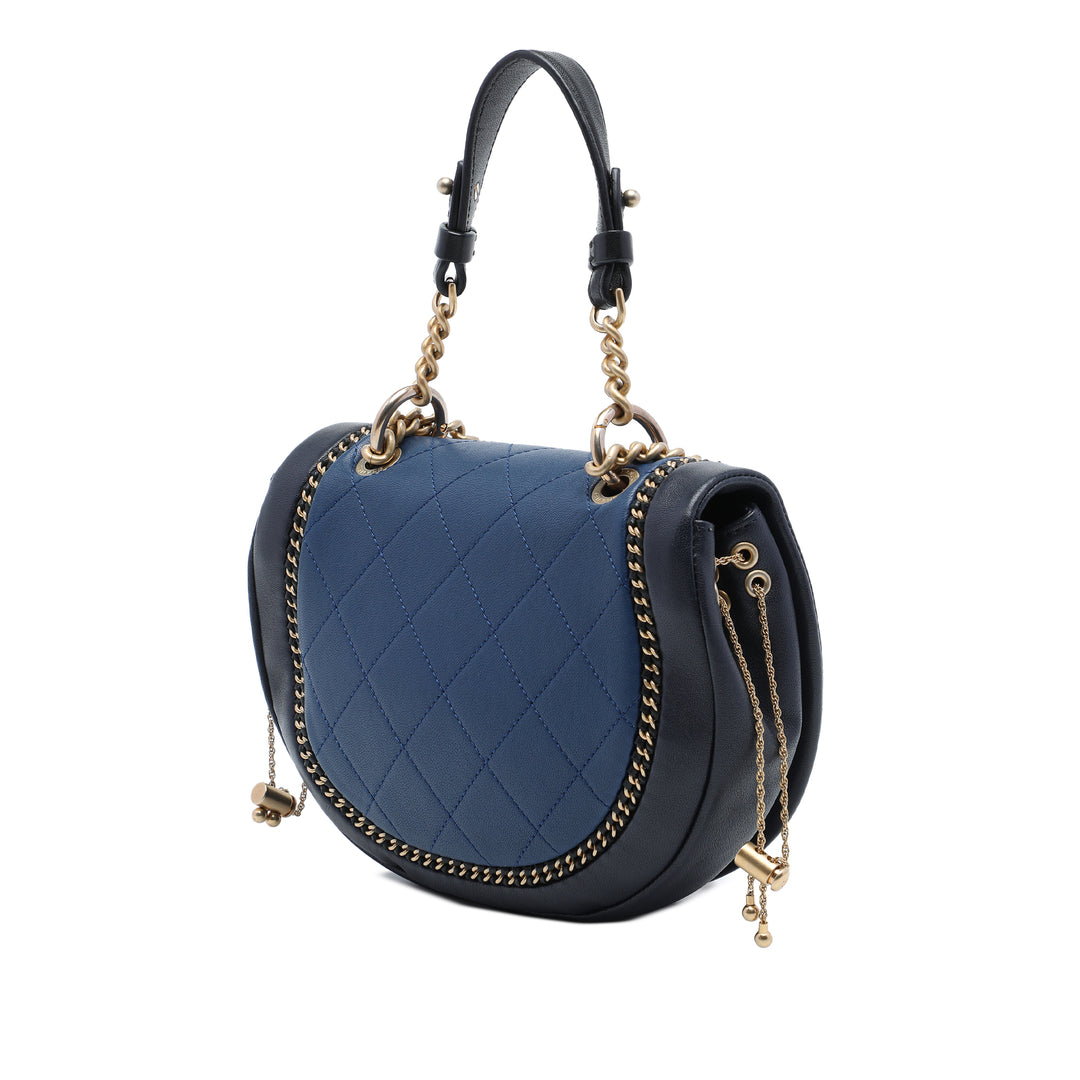 Matelassé Chaîne Detail Saddle Sac Petit Cuir d'agneau Bleu