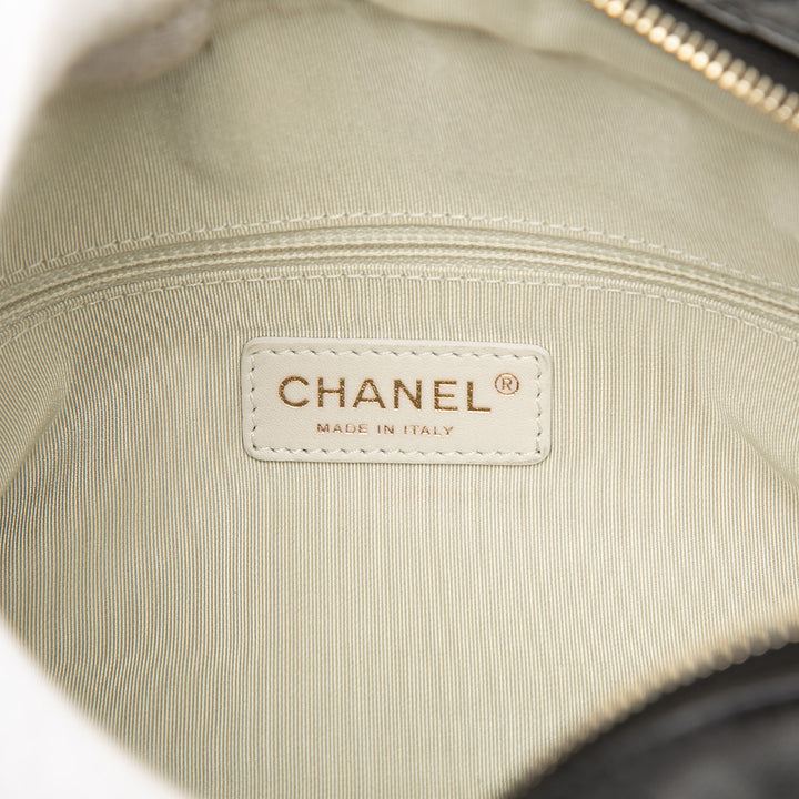 Chanel CC Matelassé Cuir d’agneau Tweedy Bowler Sac